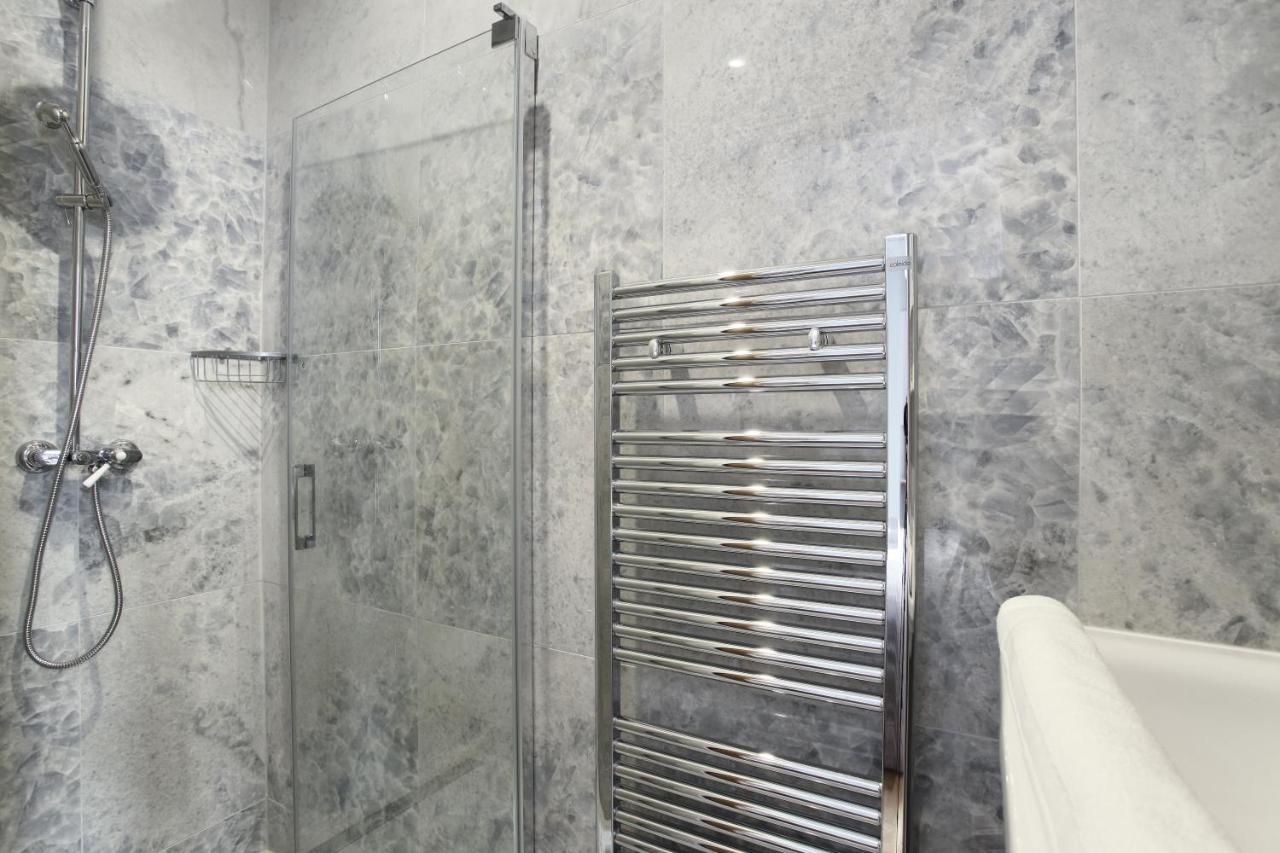 Residence Sacree Coeur By Studio Prestige Paris Exteriör bild